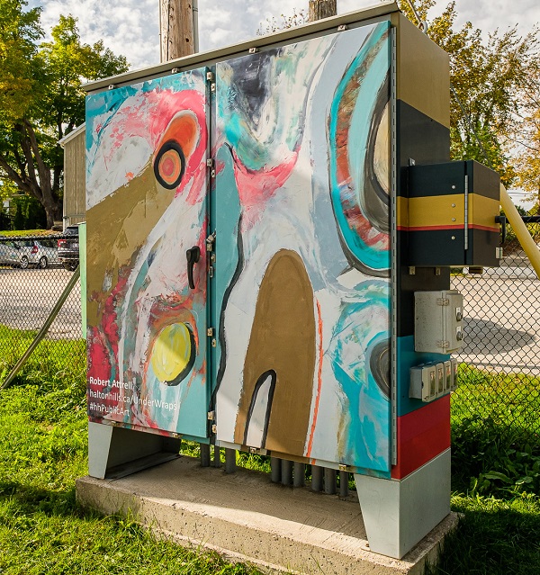 Robert Attrell artwork on utility box